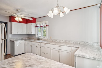 8101 8th St W, Rock Island, IL 61201 - photo 7