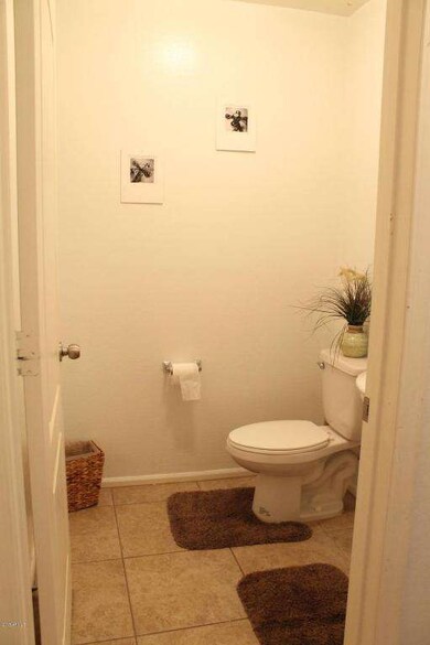 Half Bath - Entrance
