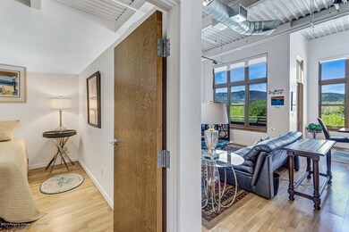 04_231_Robinson_St_308004_mls