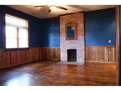 Living Room. The 14x20 living room is ensconsed in