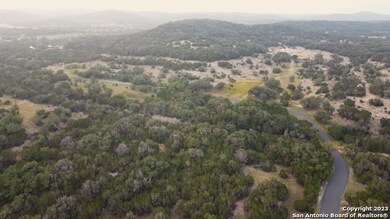 2619 County Road 241, Hondo, TX 78861 - photo 7