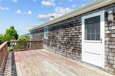 21 Reardon Dr, Middletown, RI 02842 - photo 4