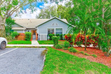 2728 Bentley Dr, Palm Harbor, FL 34684 - photo 2