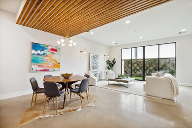 2107 Park St, Houston, TX 77019 - photo 2