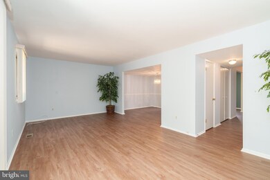 1600 Woodtree Ct W, Annapolis, MD 21409 - photo 6