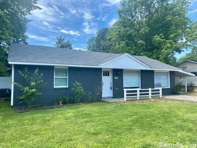 2115 Tyler St, Conway, AR 72034 - photo 2