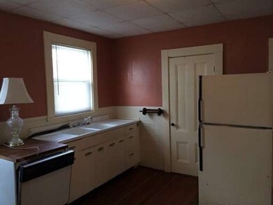 9 Scott St, Woburn, MA 01801 - photo 3