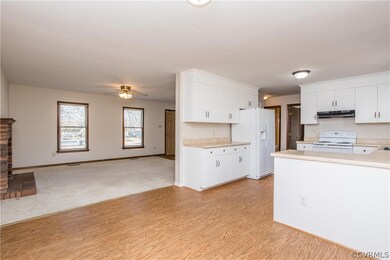 6817 Cypress Ct, Prince George, VA 23875 - photo 6