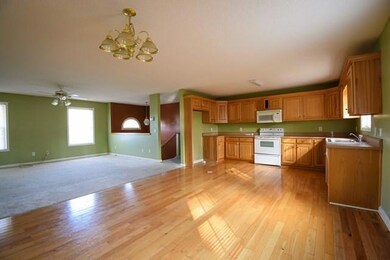 667 Champagne Trail, Dalton, GA 30721 - photo 4