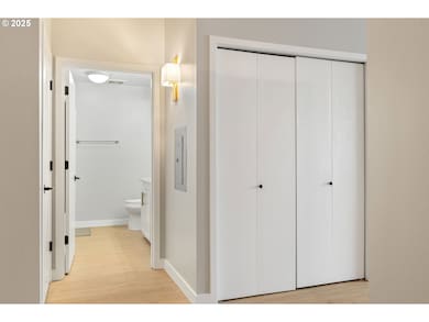The Lexis on the Park unit 517, Portland, OR 97209 - photo 6