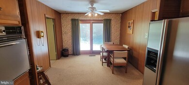 4909 Riverton Ln, Bowie, MD 20715 - photo 4