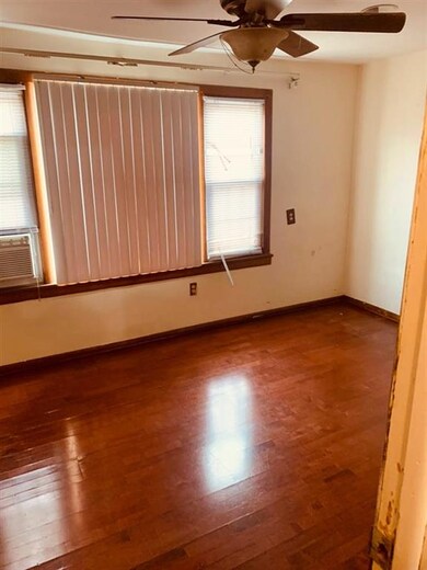 83 Court House Place unit WHOLE HOUSE, Jersey City, NJ 07306 - photo 4