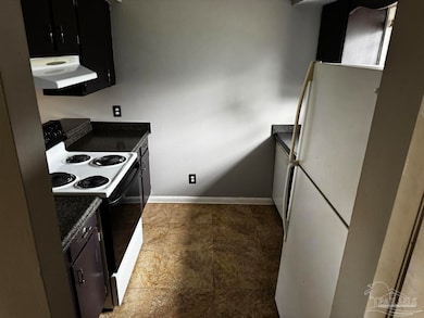 1460 Bakalane Ct unit A, Pensacola, FL 32504 - photo 3