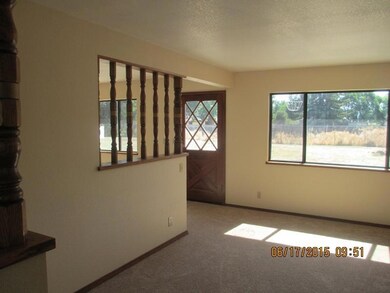 4667 Fiddleneck Dr, Redding, CA 96002 - photo 2