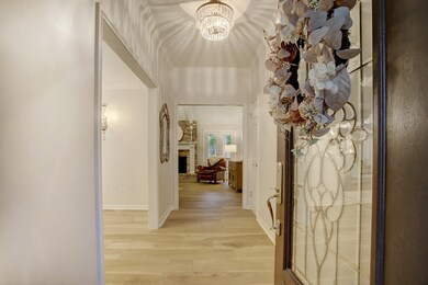 10114 Olympia Dr, Houston, TX 77042 - photo 4