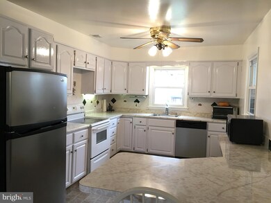 7090 Bensville Rd, White Plains, MD 20695 - photo 5