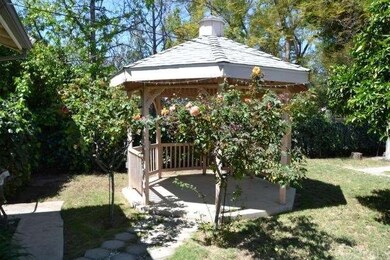 19623 Lanark St, Reseda, CA 91335 - photo 6