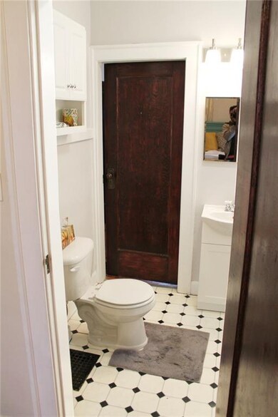 5229 Carrollton Ave, Indianapolis, IN 46220 - photo 7