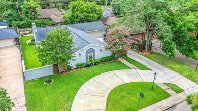 10043 Briar Forest Dr, Houston, TX 77042 - photo 2