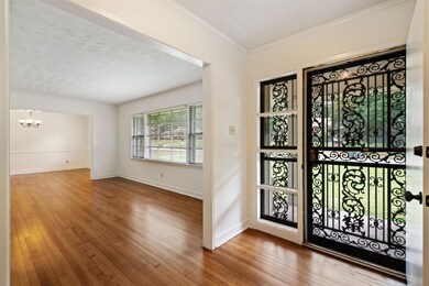 4349 Woodcrest Dr, Memphis, TN 38111 - photo 5