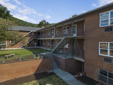2209 Jefferson St SW unit B, Roanoke, VA 24014 - photo 4