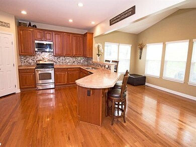 KITCHEN OPENS TO THE MORNING ROOM, THE MORNING ROO