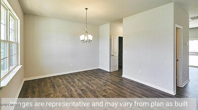 Pinehurst_White_Cabinets (1)