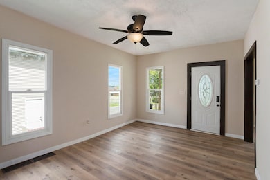 66 Cleveland St, Battle Creek, MI 49037 - photo 5