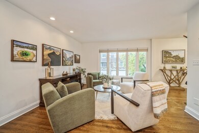 921 Harlem Ave unit 19, Glenview, IL 60025 - photo 4