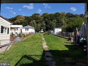 267 S 4th St, Hamburg, PA 19526 - photo 2
