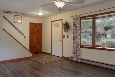 8562 Usher Rd, Olmsted Falls, OH 44138 - photo 4