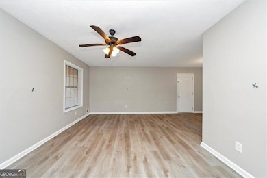 8528 Pond Ridge Ct, Riverdale, GA 30296 - photo 7