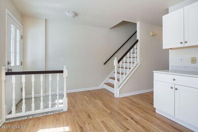 56 Moshier St unit B, Greenwich, CT 06831 - photo 2