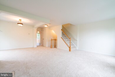 1203 Cypress Tree Place, Herndon, VA 20170 - photo 7