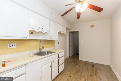3901 Mortimer Ave, Baltimore, MD 21215 - photo 7