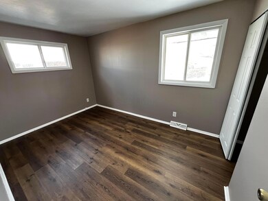 1458 Selkirk Rd, Columbus, OH 43227 - photo 5