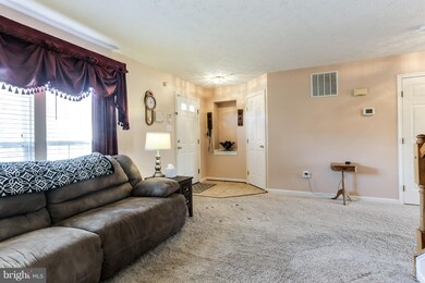 9532 Oakhurst Dr, Columbia, MD 21046 - photo 5