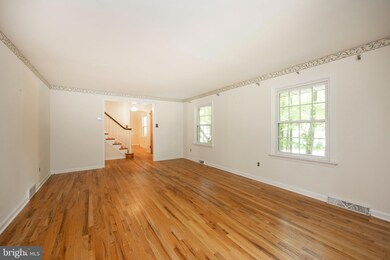 230 W Uwchlan Ave, Downingtown, PA 19335 - photo 7