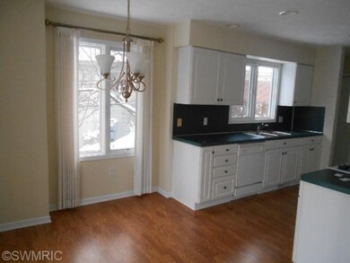 2045 N Terrace Ln NE, Grand Rapids, MI 49505 - photo 2