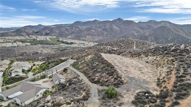 Panoramic mountain and lake views.