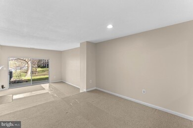 18160 Windsor Hill Dr, Olney, MD 20832 - photo 4