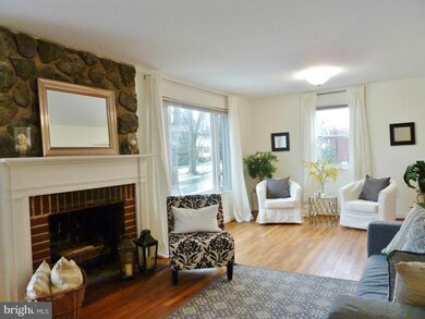 5006 Aurora Dr, Kensington, MD 20895 - photo 3