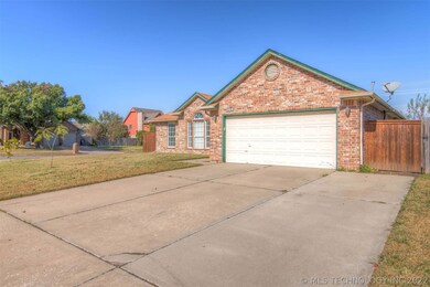 1489 E 137th Place, Glenpool, OK 74033 - photo 2