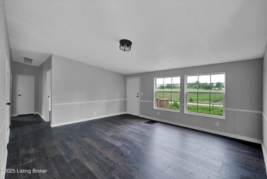 9793 Highgrove Rd, Bloomfield, KY 40008 - photo 7