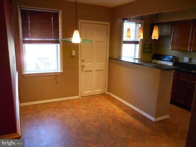 216 Willow Ave, Towson, MD 21286 - photo 5