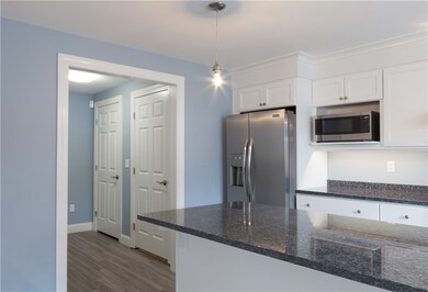 463 Broadway, Providence, RI 02909 - photo 5