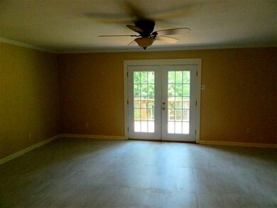 328 Iris Park Dr, Pineville, LA 71360 - photo 4