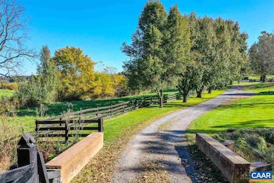 1546 Sangers Ln, Staunton, VA 24401 - photo 2