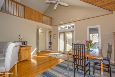 dining to porch entry