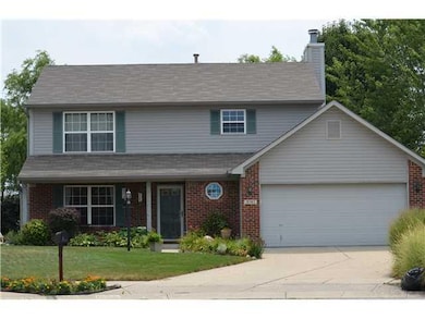9747 Greystoke Ct, Fishers, IN 46038 - photo 2